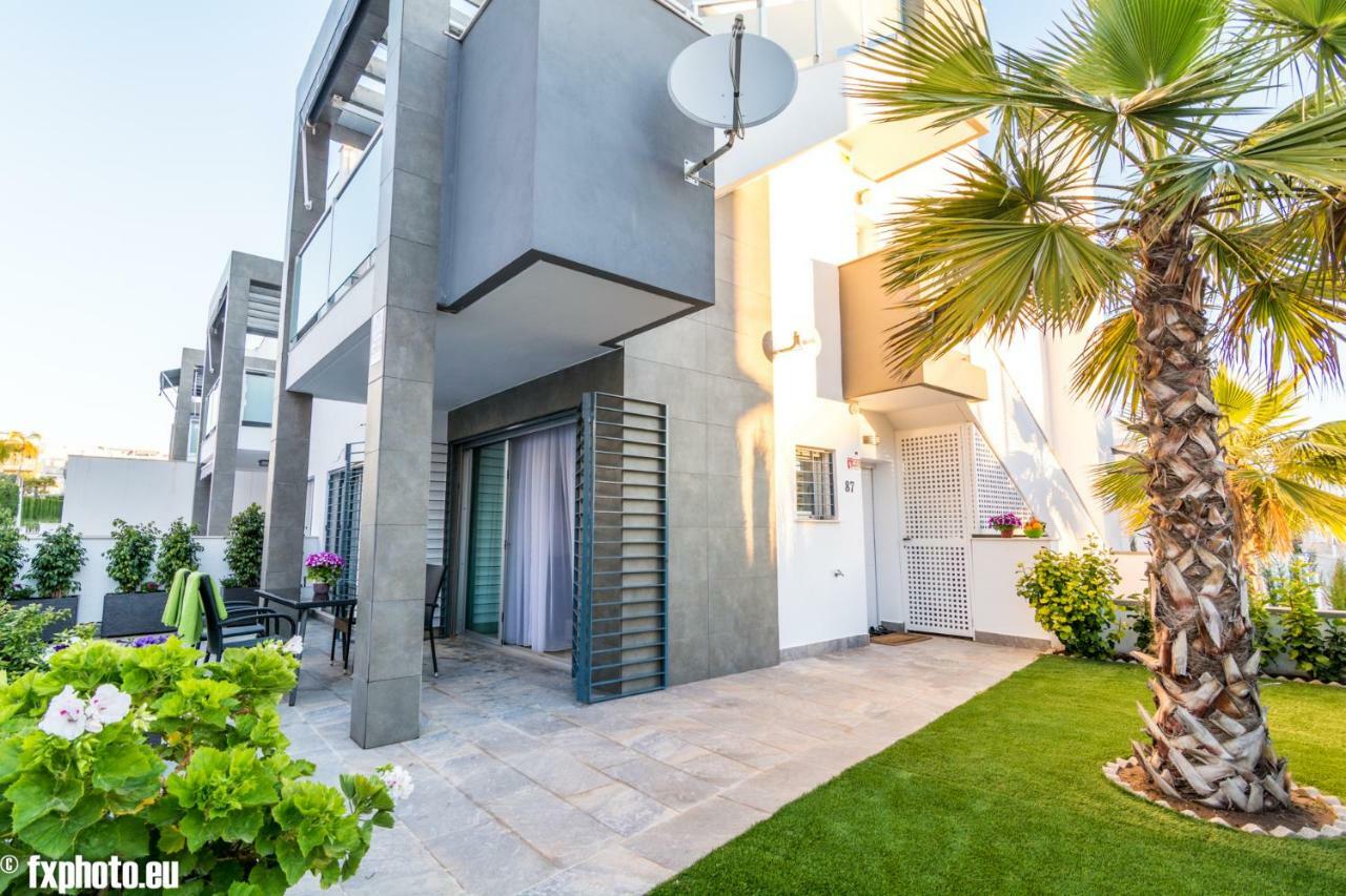Eluxuria Sunny Villa Torrevieja Eksteriør billede